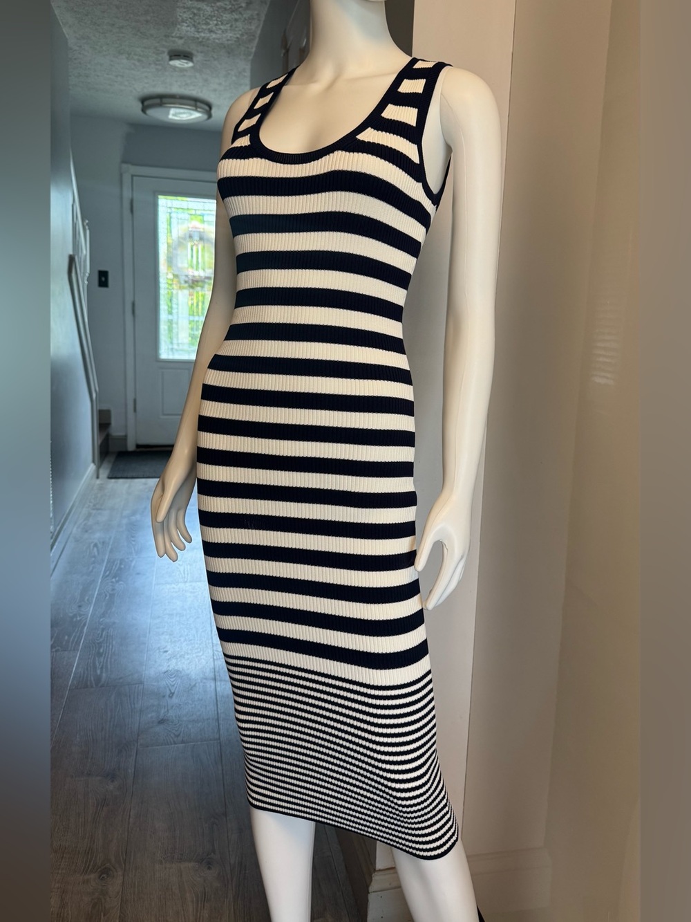 Michael Kors Navy and White Striped Rib-Knit Maxi Dress size Small , MRSP 180$